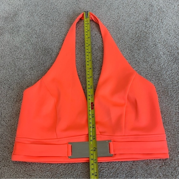 BEBE neon coral peach pink halter crop top open back Sz M NWOT - Picture 10 of 12